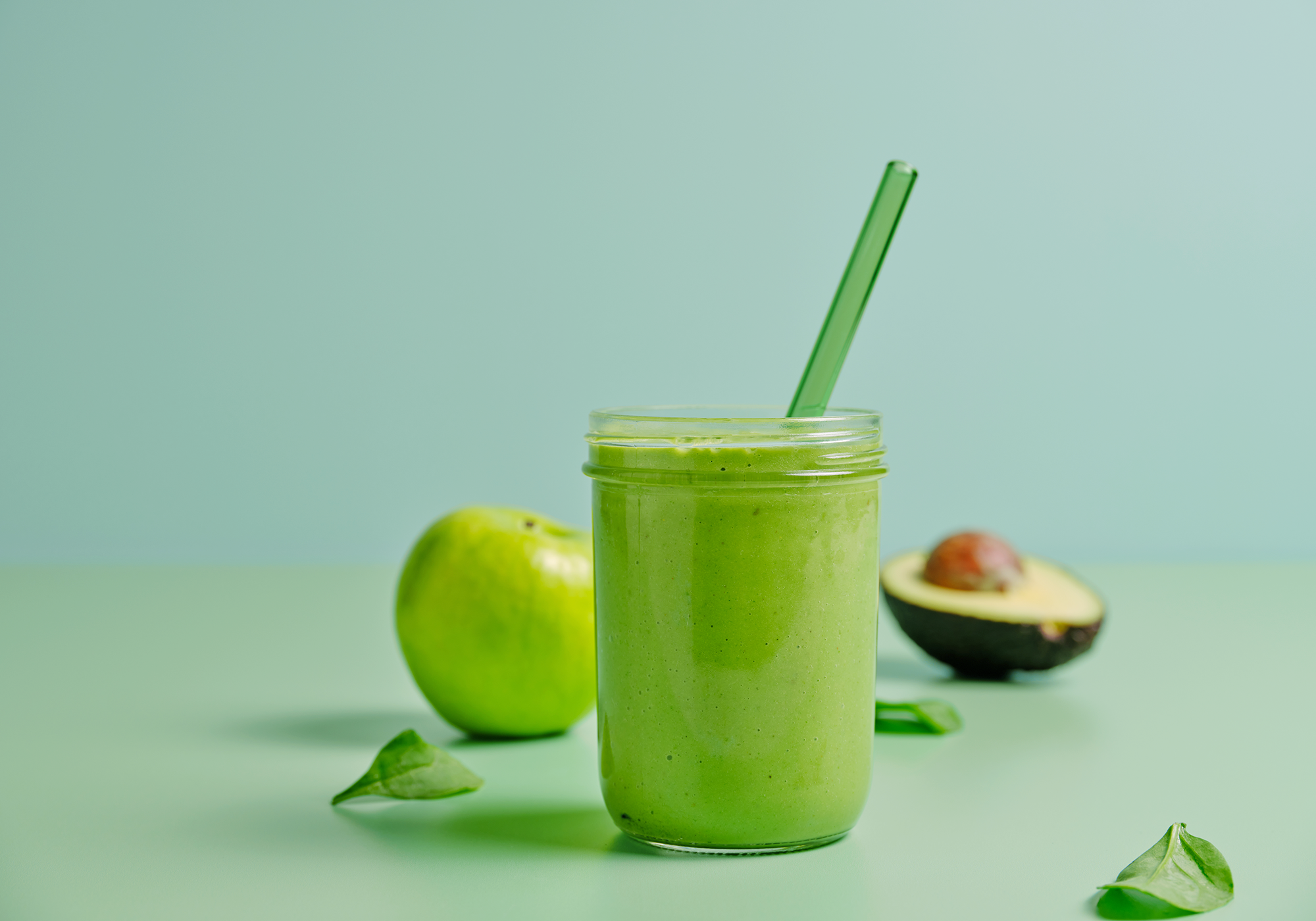 Creamy avocado and apple smoothie