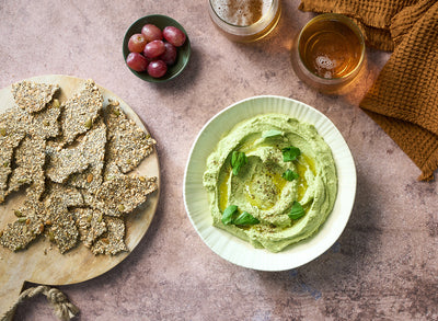 Ricotta dip with home-made crackers